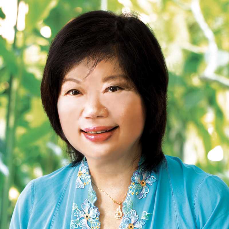 Sylvia Tan
